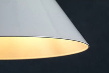 Učitajte sliku u preglednik galerije, JAROD 72008 RABALUX VISECA LAMPA
